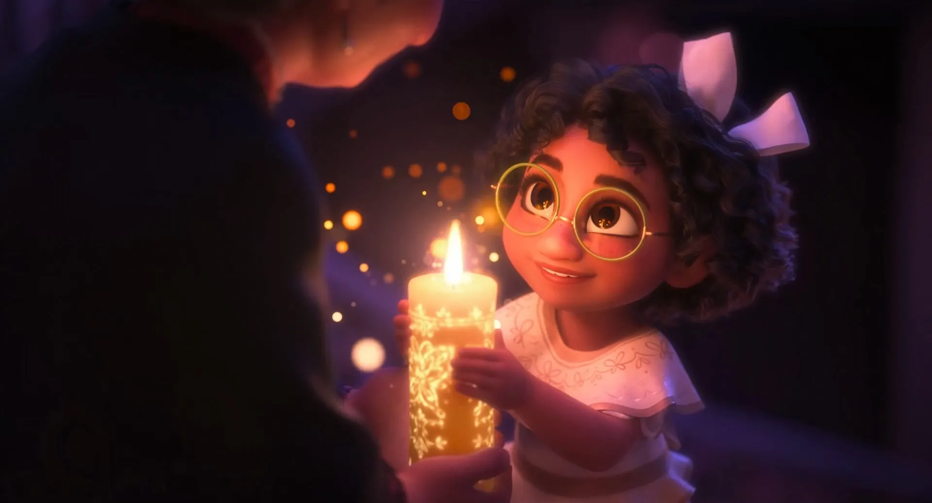 Encanto 2021 Hindi Dual Audio HDRip -720p – 480p Screenshot